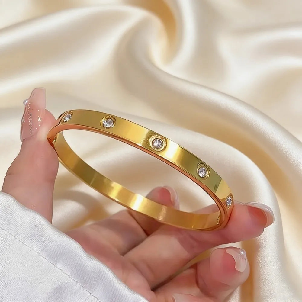 Bracelet jonc de luxe en acier inoxydable plaqué or pour femme, accessoire de mode, cadeau de fête des Mères