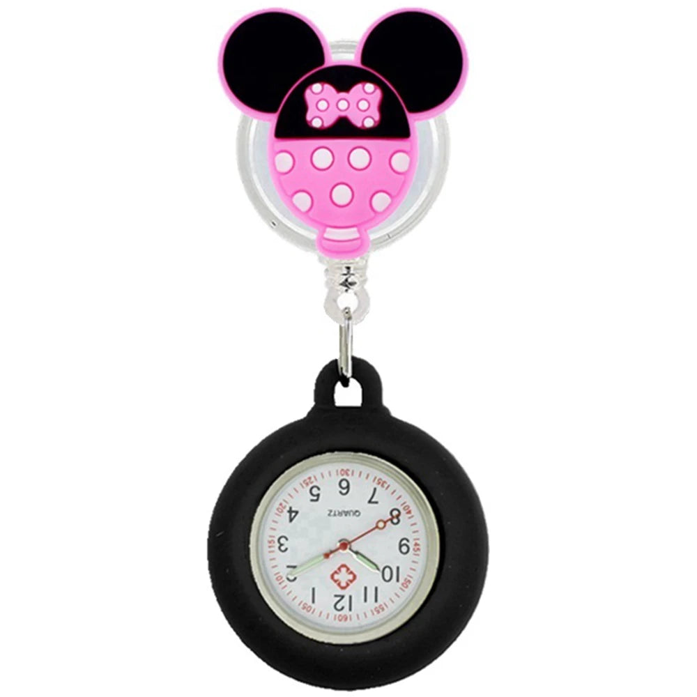 Montre de poche rétractable avec motif de dessin animé mignon pour infirmière ou médecin, clips colorés pour l'hôpital, le médical, les femmes et les hommes, avec badge enrouleur.
