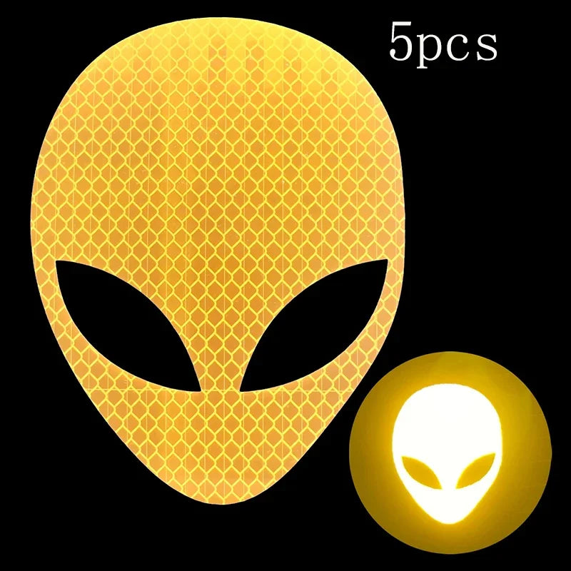1 pcs Car Sticker Personality Fashion Alien Peace Highly Reflective Motorcycle Vinyl Decals Accessoriesstickers for carcar decor